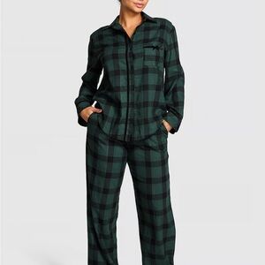 Victoria Secret PINK pj set